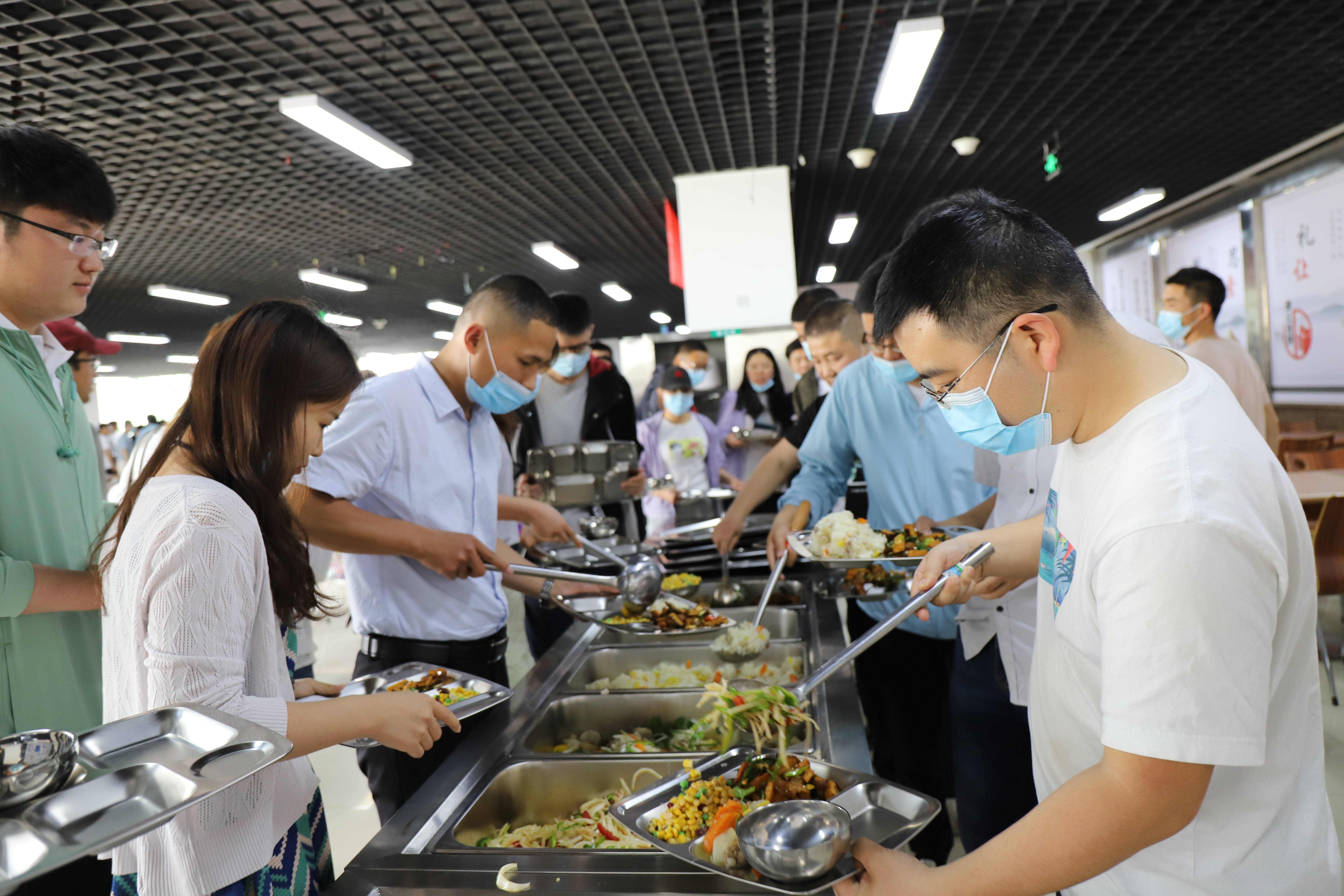 教职工食堂开业启动仪式-新疆理工学院官方网站